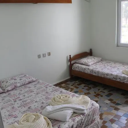 Bayrakli ホテル *