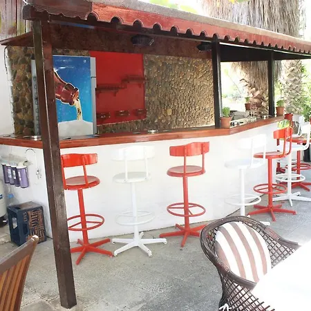 Bayrakli ホテル *